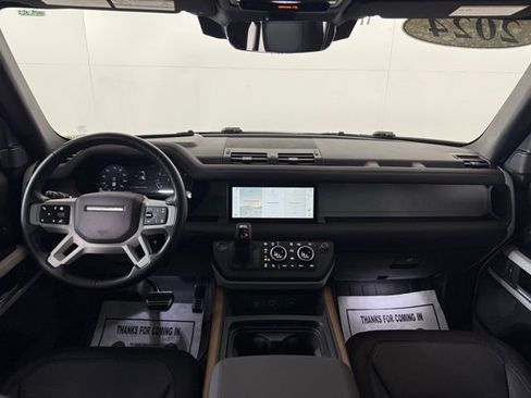 Used 2024 Land Rover Defender 110 X-Dynamic SE image 21
