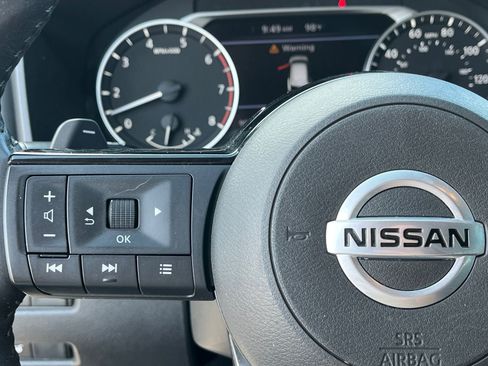 Used 2021 Nissan Rogue SV w/ Premium Package FWD image 19