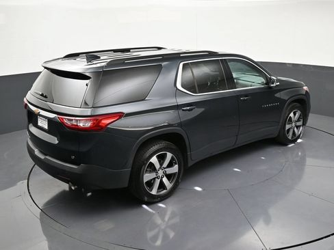 Used 2021 Chevrolet Traverse LT w/ LT Premium Package AWD/4WD image 20