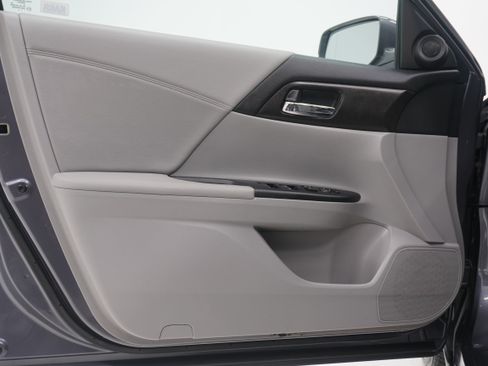 Used 2013 Honda Accord EX image 14