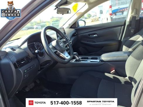Used 2025 Nissan Sentra SV FWD image 14
