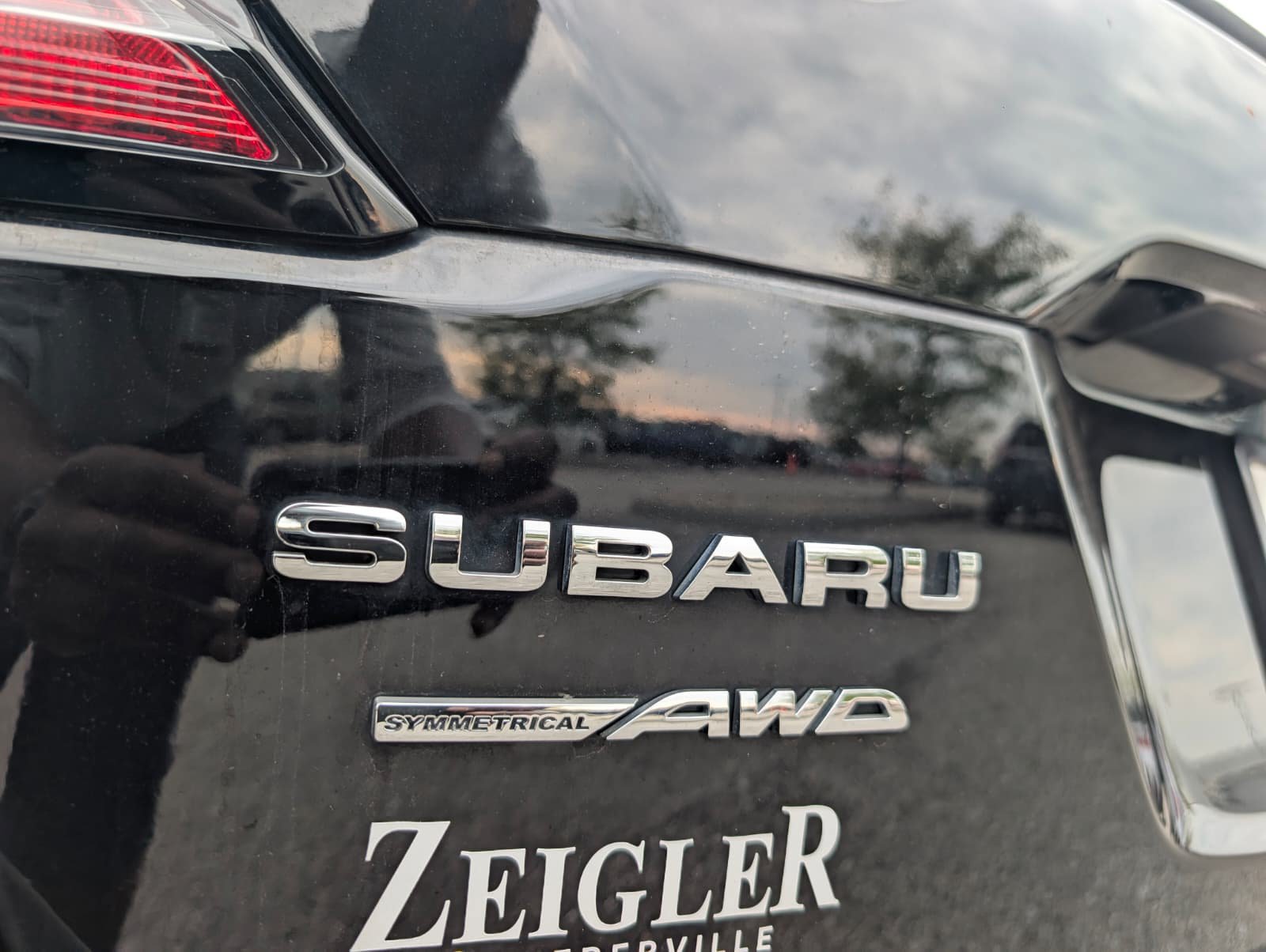 Certified 2025 Subaru Outback Premium AWD/4WD image 10
