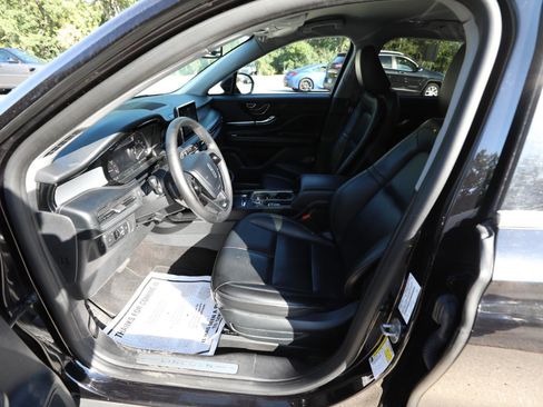 Used 2022 Lincoln Corsair FWD image 17