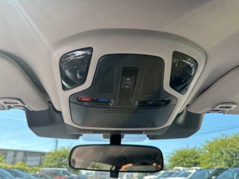 Certified 2025 Subaru Outback Premium AWD/4WD image 12