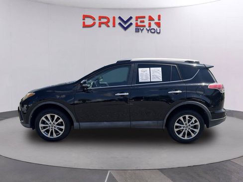 Used 2018 Toyota RAV4 Limited FWD image 6