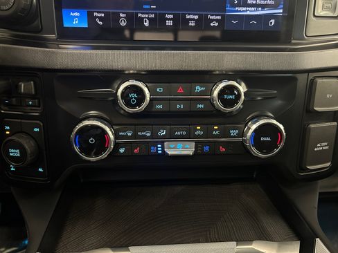 Used 2025 Ford F250 Platinum AWD/4WD image 16
