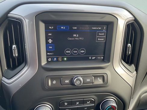 Used 2022 Chevrolet Silverado 1500 Custom image 15