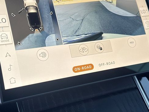 Used 2026 Land Rover Range Rover Velar Dynamic SE image 24