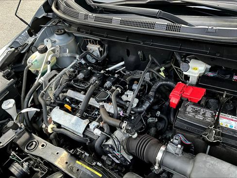 Used 2024 Nissan Kicks SV image 35