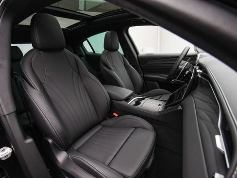 New 2025 Maserati Grecale GT AWD/4WD image 40