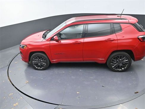 Used 2023 Jeep Compass Limited image 22