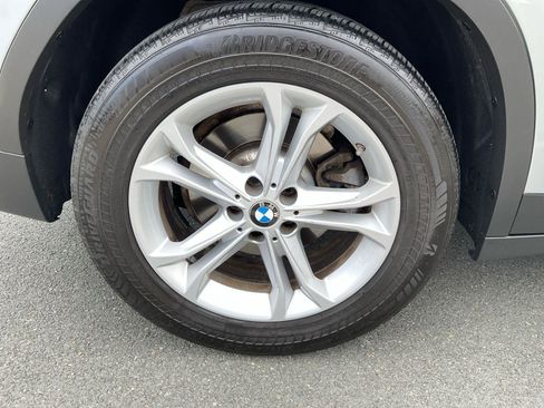 Used 2021 BMW X3 xDrive30i w/ Convenience Package AWD/4WD image 16