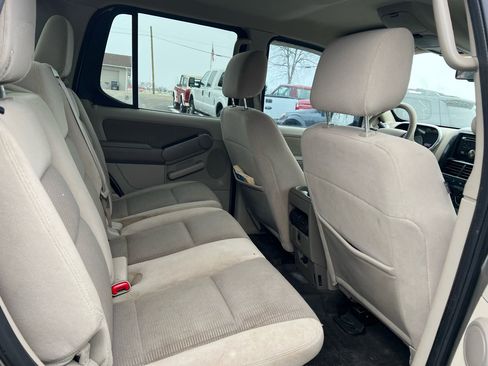 Used 2007 Ford Explorer Sport Trac XLT image 14