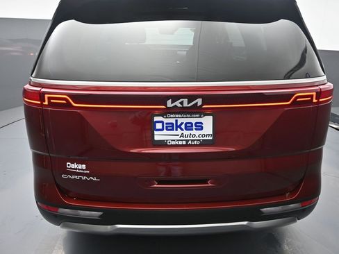 Certified 2024 Kia Carnival SX Prestige image 34