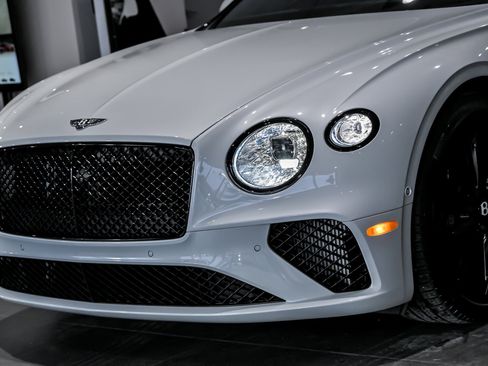 Used 2024 Bentley Continental GT image 6
