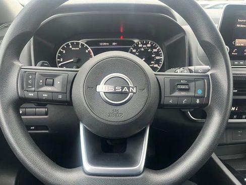 Used 2024 Nissan Rogue SV image 20