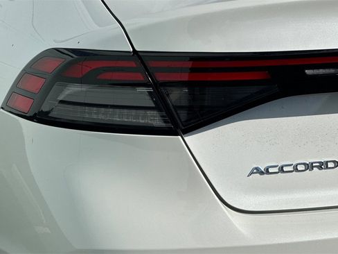 New 2025 Honda Accord SE image 29