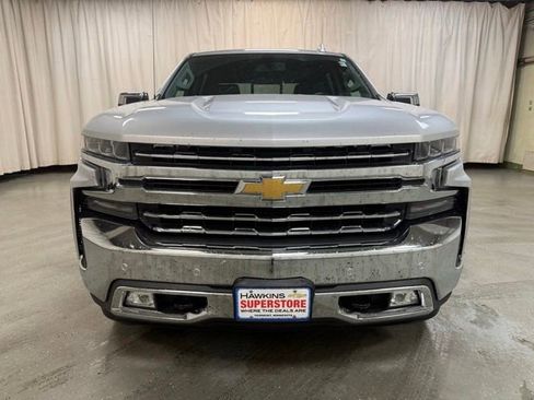 Used 2019 Chevrolet Silverado 1500 LTZ AWD/4WD image 17