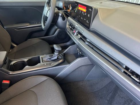 New 2026 Kia K4 FWD image 15