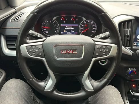 Used 2021 GMC Terrain SLT w/ Infotainment Package II AWD/4WD image 17