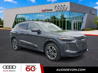 Used 2025 Audi Q5 Premium w/ Convenience Package AWD/4WD video 1