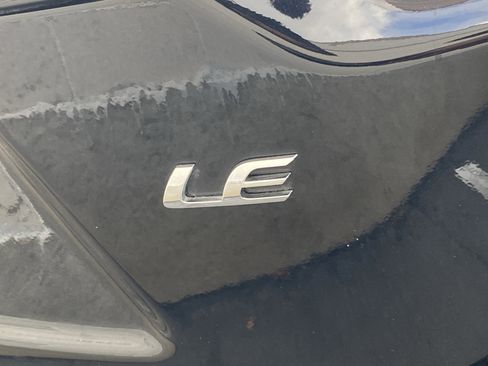 Used 2026 Toyota Corolla LE image 5