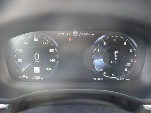 Used 2018 Volvo XC60 T5 Inscription w/ Luxury Seat Package image 25