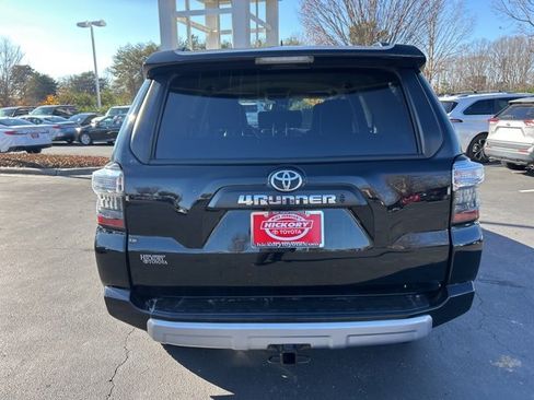 Used 2023 Toyota 4Runner TRD Off-Road Premium image 6