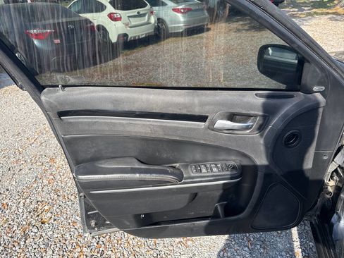 Used 2020 Chrysler 300 S image 12