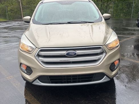 Used 2017 Ford Escape SE AWD/4WD image 10