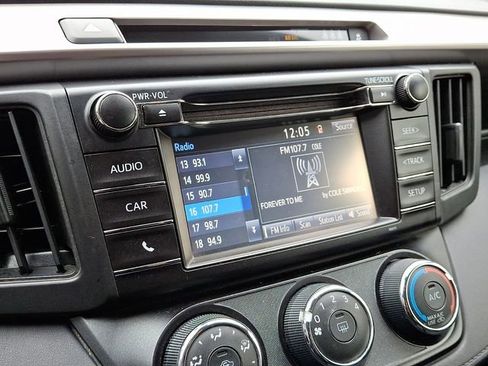 Used 2017 Toyota RAV4 LE w/ Carpet Mat Package image 18