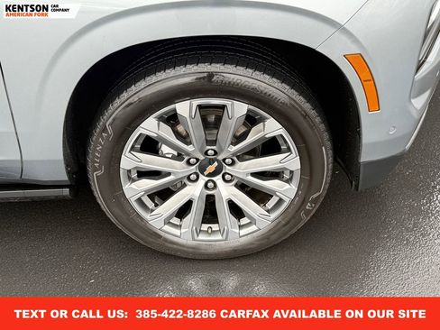 Used 2025 Chevrolet Suburban High Country image 15