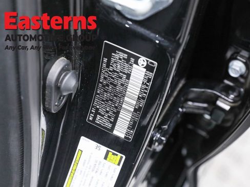 Used 2025 Toyota Corolla LE image 31