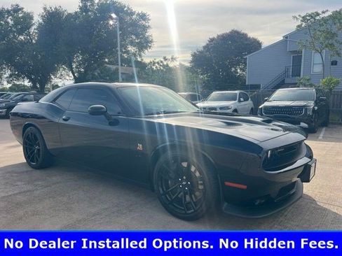 Used 2022 Dodge Challenger R/T Scat Pack w/ Dynamics Package RWD image 2