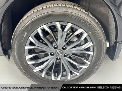 Certified 2026 Nissan Rogue Platinum w/ Platinum Premium Package AWD/4WD image 33