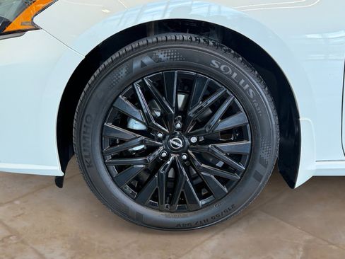 New 2026 Nissan Altima 2.5 SV FWD image 27