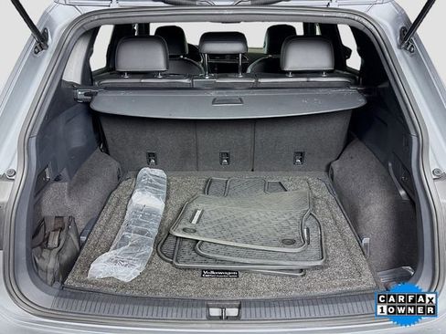Used 2021 Volkswagen Tiguan SE R-Line image 26