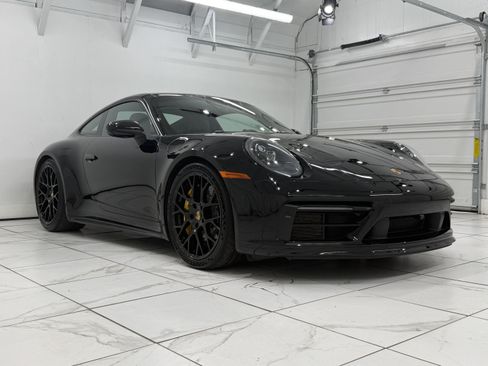 Certified 2023 Porsche 911 Carrera GTS RWD image 10