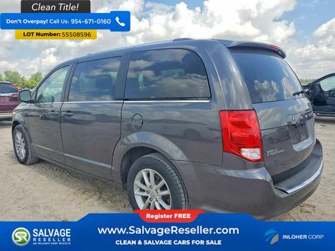 Used 2020 Dodge Grand Caravan SXT FWD image 3