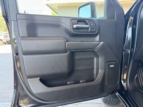 Used 2022 GMC Sierra 3500 AT4 w/ AT4 Preferred Package AWD/4WD image 26