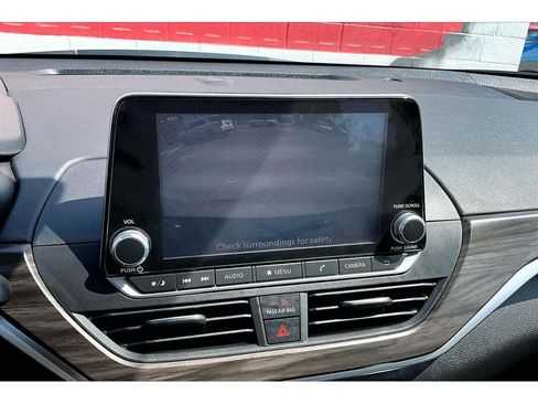Used 2026 Nissan Altima 2.5 SV FWD image 23