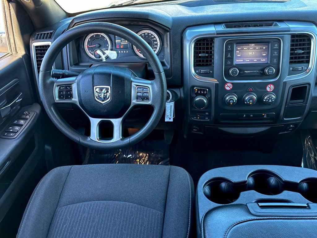 Certified 2024 RAM 1500 Warlock AWD/4WD image 23