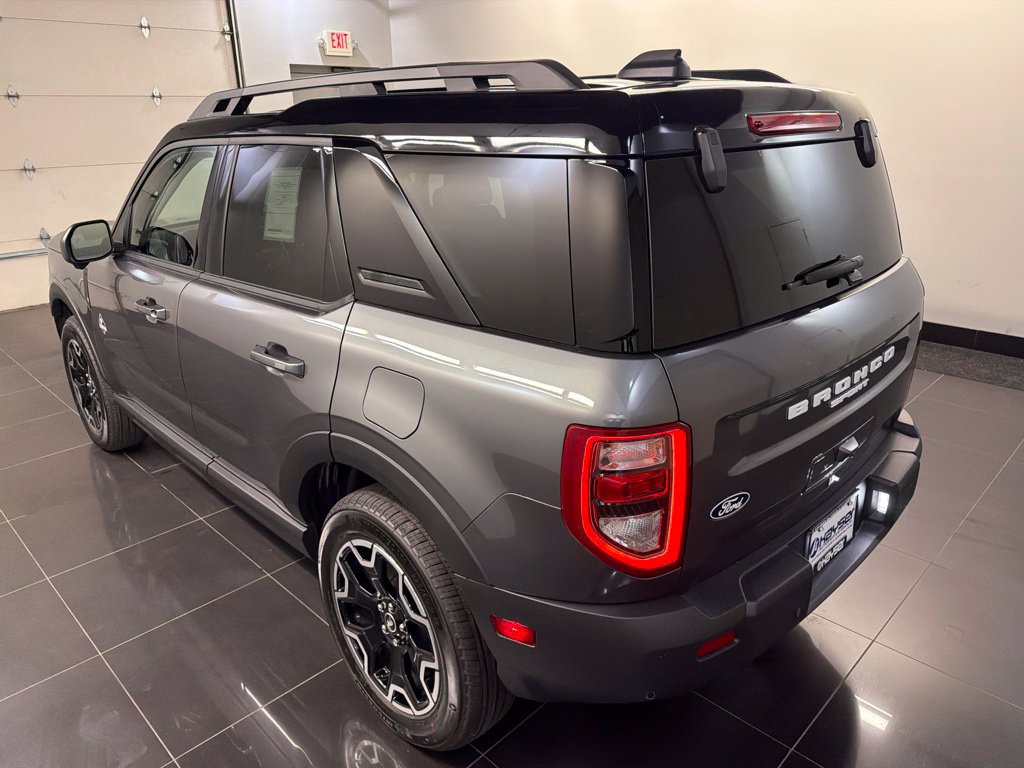 New 2026 Ford Bronco Sport Outer Banks w/ Outer Banks Tech Package+ AWD/4WD image 4