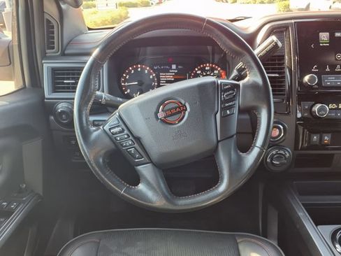Used 2023 Nissan Titan PRO-4X AWD/4WD image 26