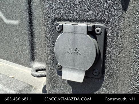 Used 2024 GMC Sierra 2500 Denali w/ Denali Reserve Package image 8