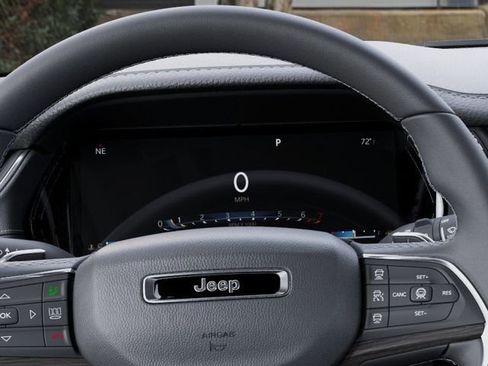 New 2026 Jeep Grand Cherokee Limited AWD/4WD image 17