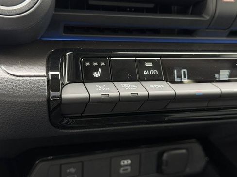 New 2026 Toyota Prius Plug-In Hybrid FWD image 21