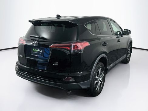 Used 2018 Toyota RAV4 LE w/ All Weather Liner Package AWD/4WD image 9