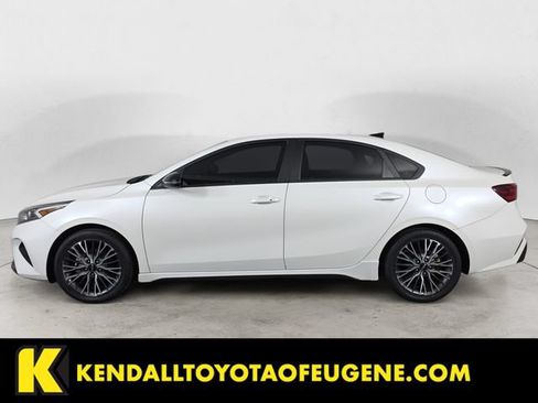 Used 2023 Kia Forte GT-Line FWD image 2