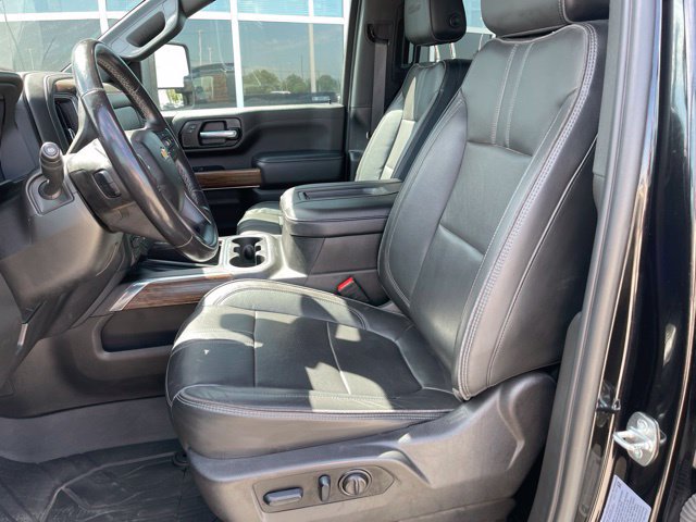 Used 2022 Chevrolet Silverado 3500 High Country w/ Safety Package II AWD/4WD image 12